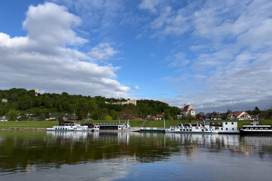 gallery-item